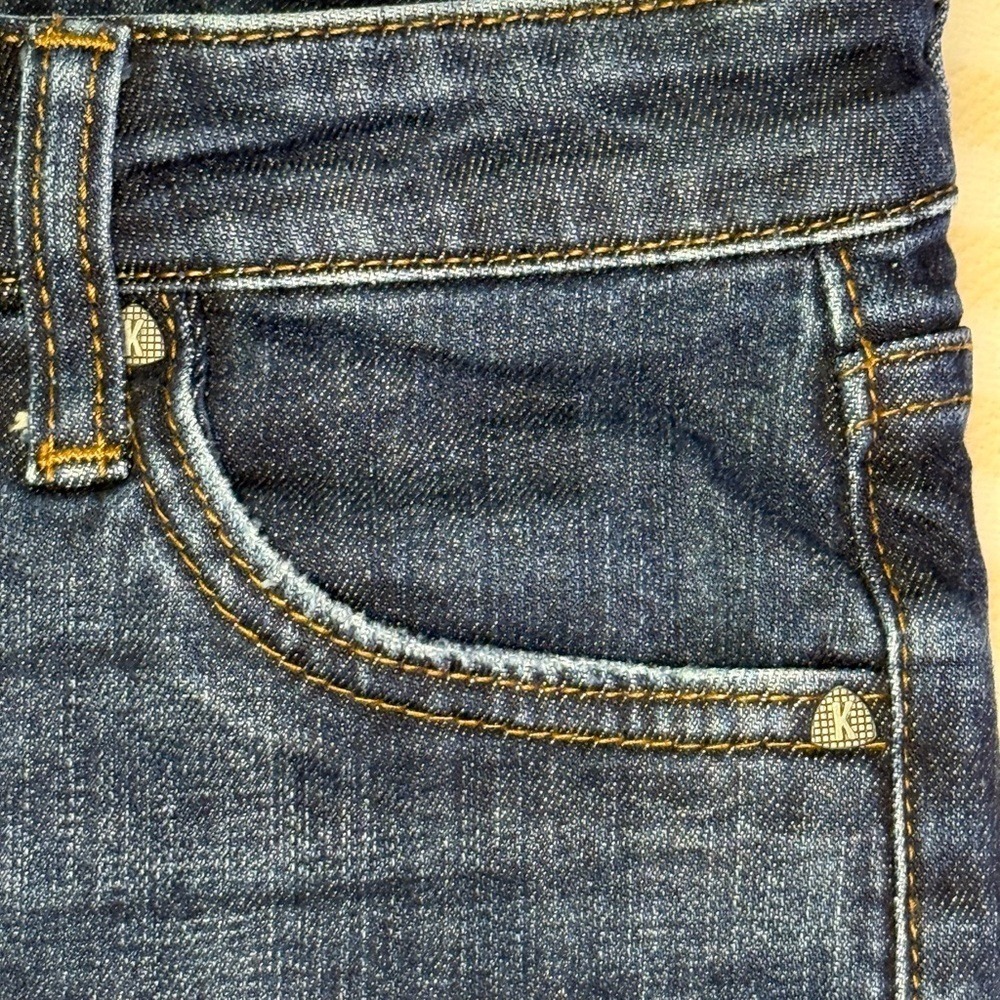 KUT from the Kloth Womens Dark Wash Distressed Denim Shorts Size 2 - Picture 4 of 10